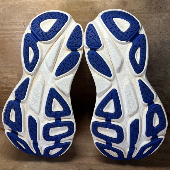 Hoka One One Bondi 8 REFLECTIVE Womens Size 6 Running Shoes Sneakers Orange Blue - Picture 8 of 12